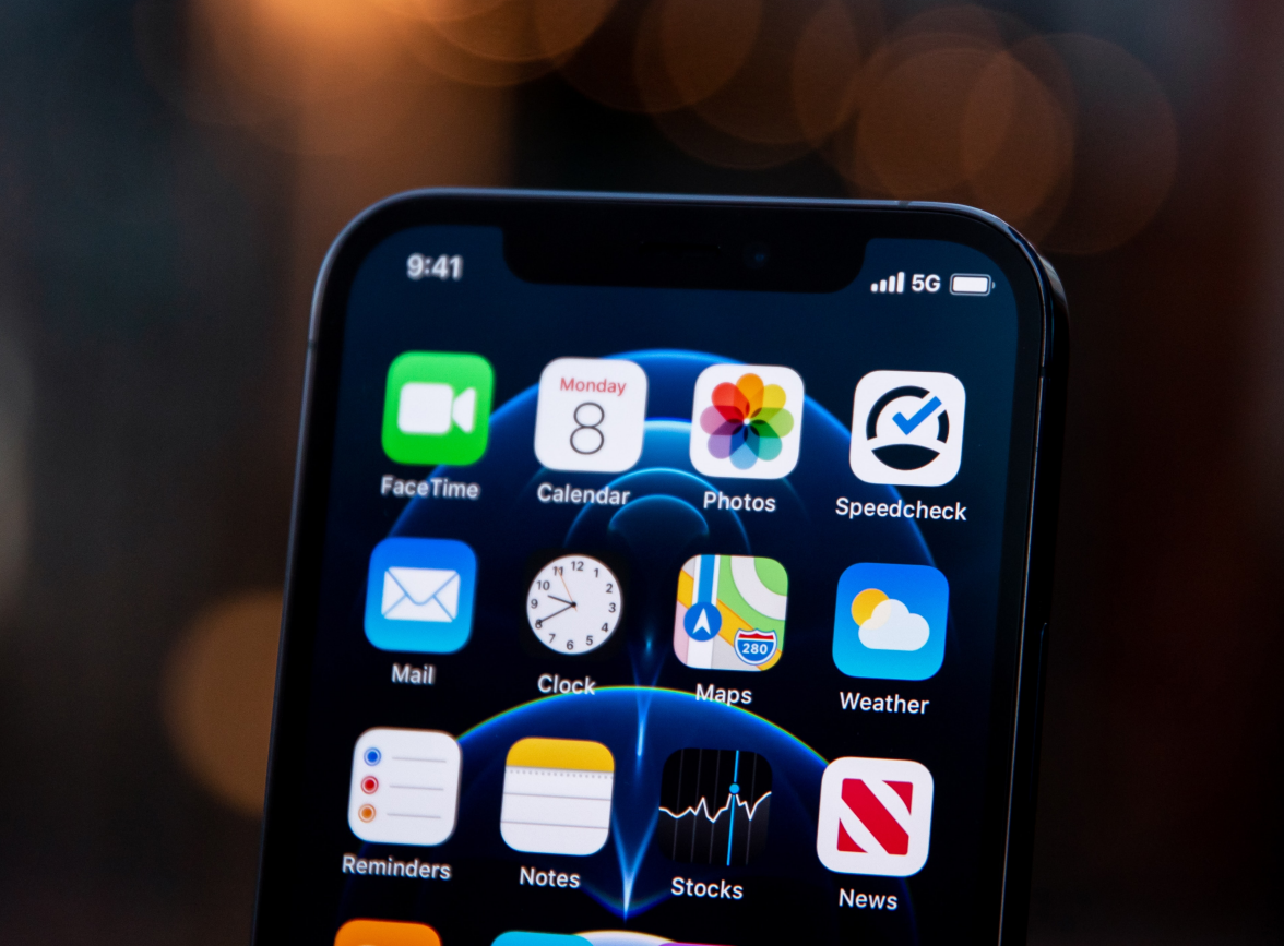 荣昌苹果手机维修分享为什么 iPhone 12 在冬季会自动关机 
