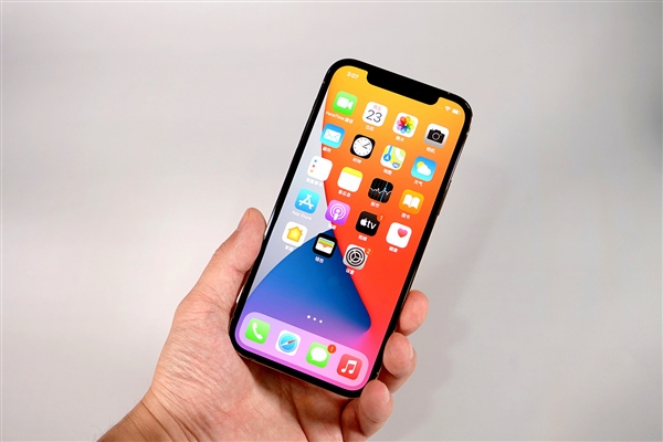 荣昌苹果手机维修分享iOS 14.2修订版已到，专属iPhone 12系列 