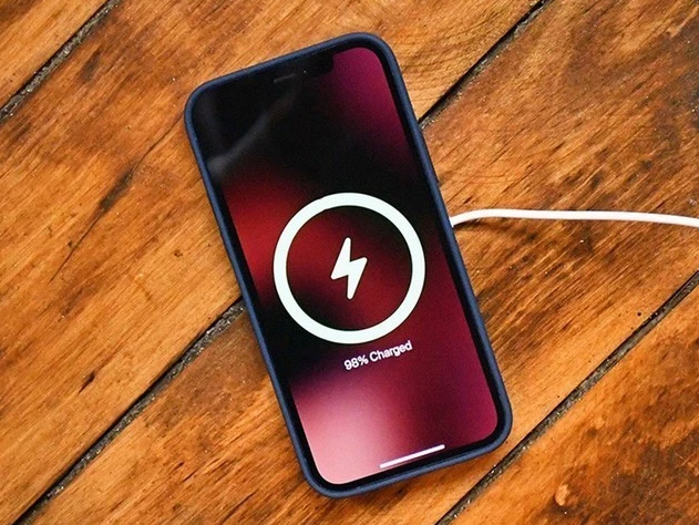 荣昌苹果手机维修分享iPhone 12可以随便充电吗 